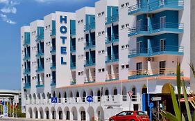 THE FOZ Beach Hotel